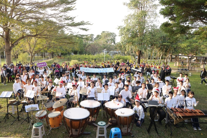 🎶【頤樂彰老・歲末感恩音樂嘉年華會】🎶🎄